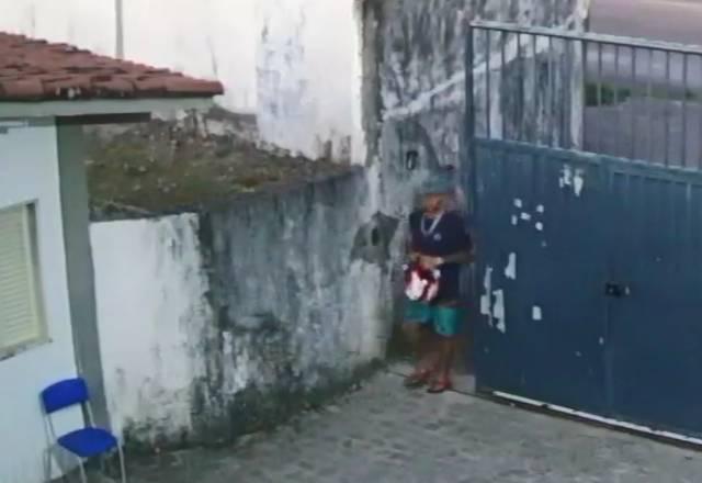 Homem entra em escola e faz arrastão em João Pessoa