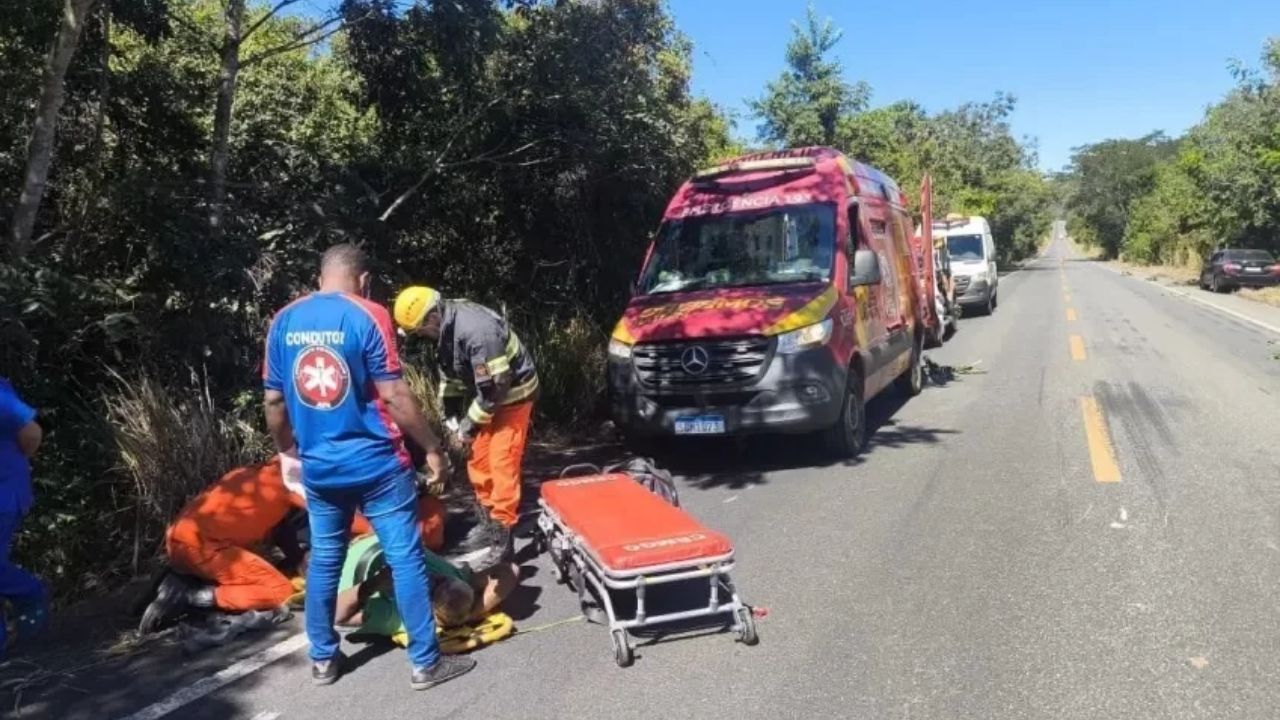 Imagem da notícia: Homem sobrevive 3 dias em ribanceira após acidente em GO