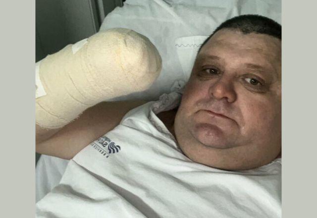 Humorista pilha perde a mãe em acidente com fogos de artifício