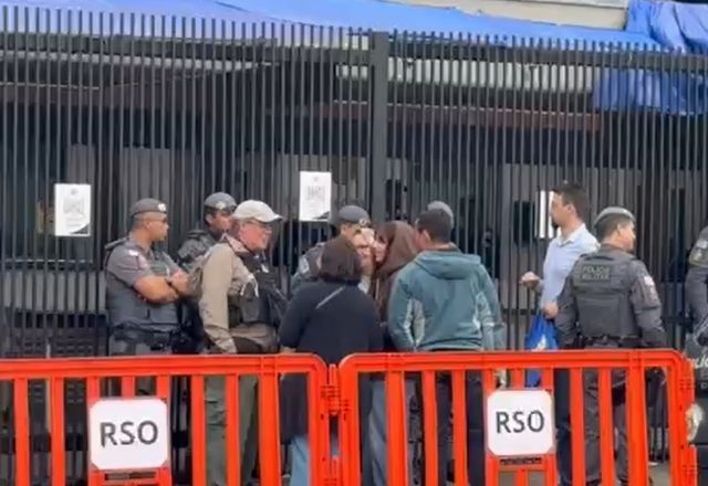 Jovem viaja de Rondônia e encontra consulado dos EUA fechado
