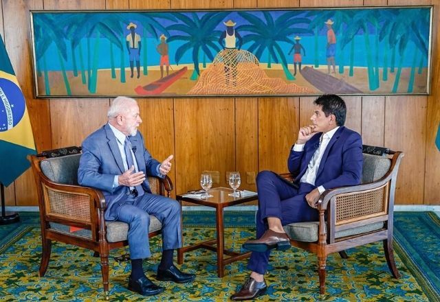 SBT News na TV: Lula nega criação do "vale carne" e diz que redução da conta de luz é prioridade do governo