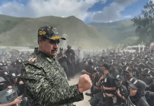 Nicolás Maduro convoca novo alistamento militar em meio à operação dos EUA no Caribe | Reprodução