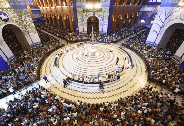 CNBB pede proteção de Nossa Senhora Aparecida na eleição CNBB pede proteção de Nossa Senhora Aparecida na eleição