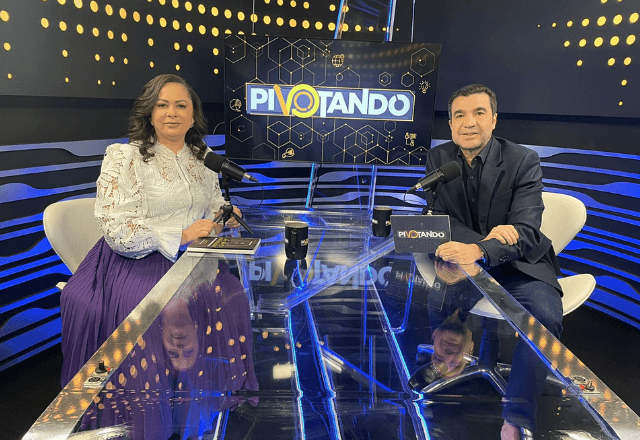Pivotando: "Desistir nunca foi opção", afirma Veronica Oliveira, brasileira que pivotou nos EUA