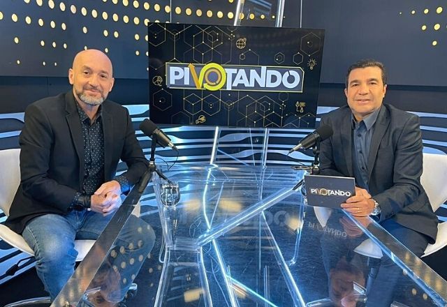 Pivotando: É preciso encontrar "o caminho do meio" e evitar "as extremidades", defende Edílson Lopes Pivotando: É preciso encontrar "o caminho do meio" e evitar "as extremidades", defende Edílson Lopes