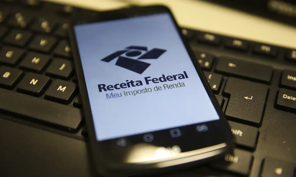 Governo anuncia isenção de Imposto de Renda para quem recebe até dois salários mínimos