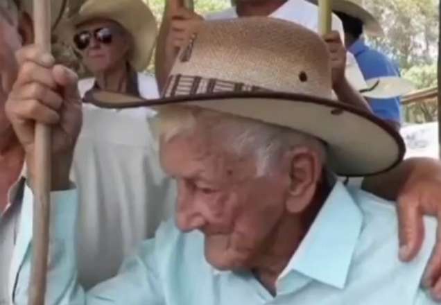Idoso com 100 anos revela fórmula para manter a saúde
