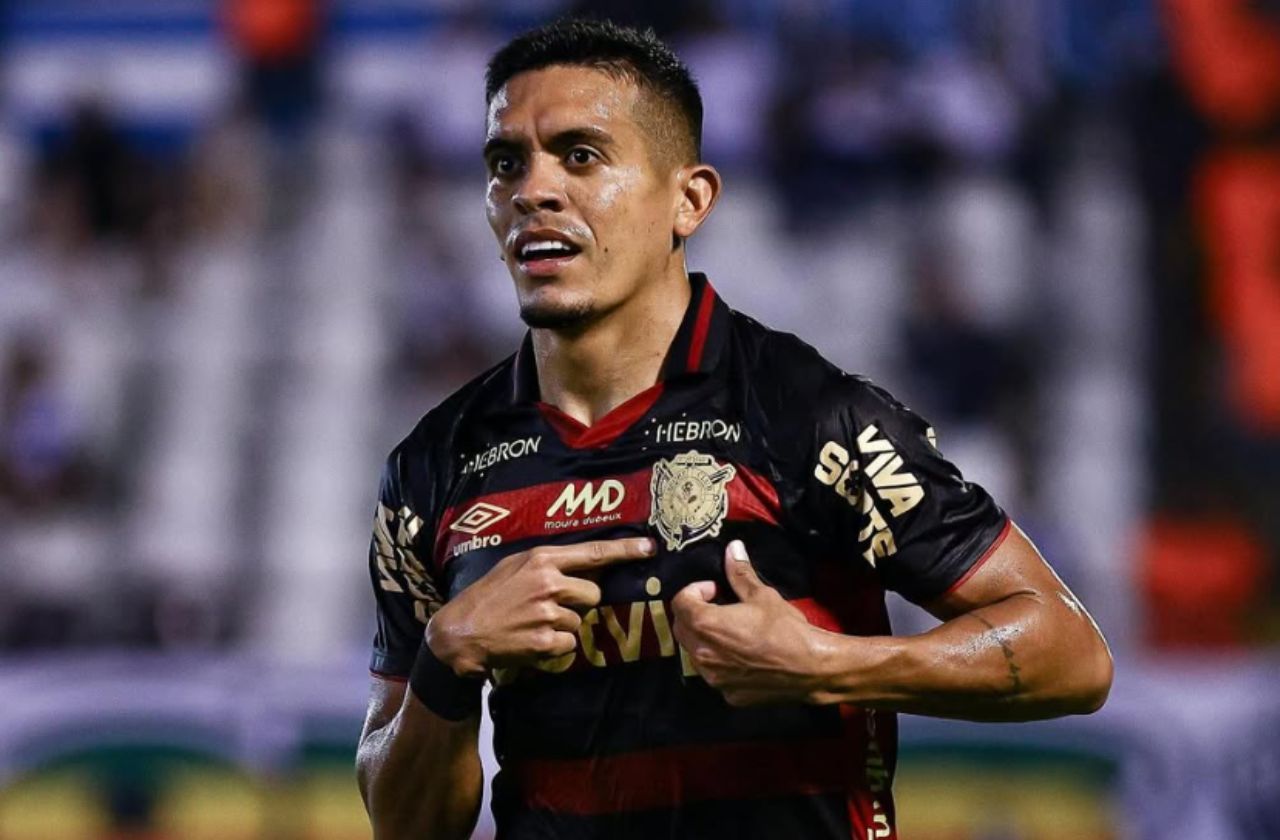 Igor Cariús, acusado de receber R$ 30 mil para provocar um cartão amarelo durante uma partida do Brasileirão 2022 | Redes Sociais / Reprodução