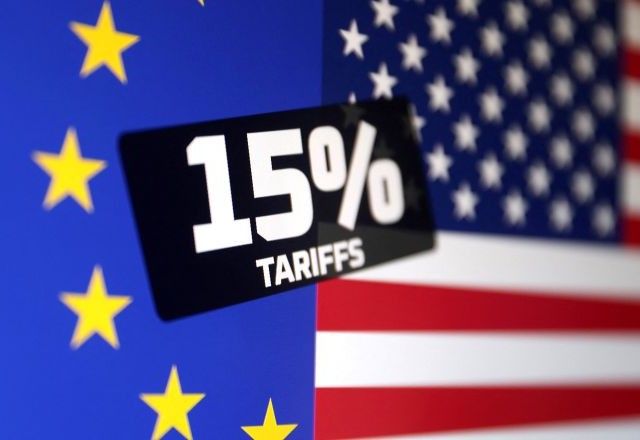 Ilustração com bandeiras dos EUA e a UE | 27/07/2025/Reuters/Dado Ruvic/Illustration