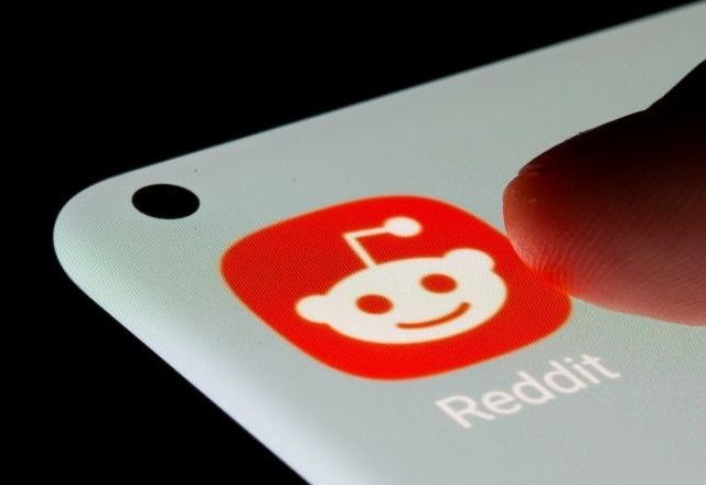 Ilustração mostra Reddit | 13/7/2021/Reuters/Dado Ruvic