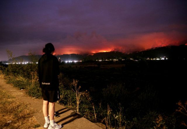 Incêndio no Chile 18/1/2026 | Foto: REUTERS/Juan Gonzalez
