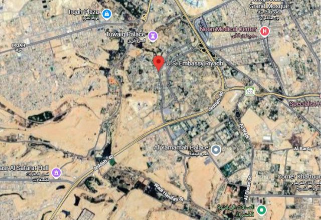 Incêndio atinge embaixada dos Estados Unidos na Arábia Saudita após ataque com drones