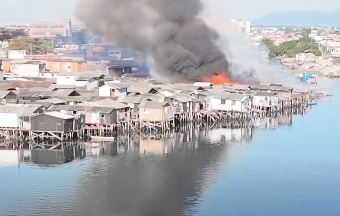Incêndio em Santos no dia 1º de agosto 