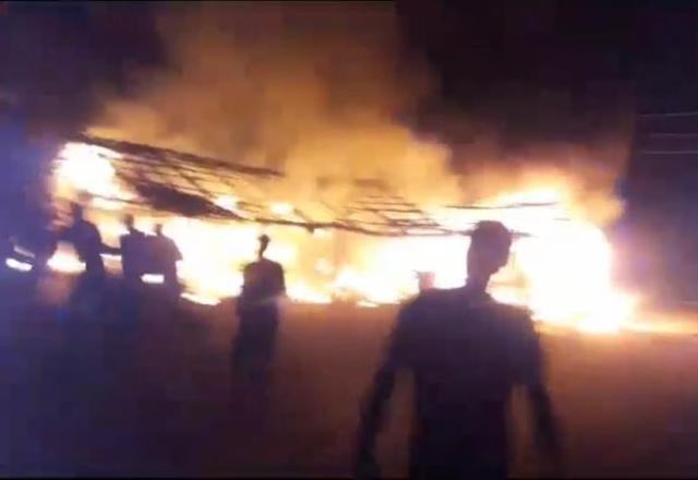 Incêndio em acampamento do MST