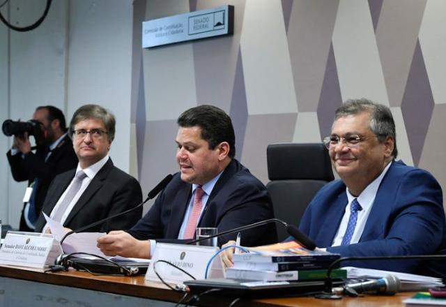Indicados por Lula ao STF e à PGR, Dino e Gonet passam por sabatina no Senado; acompanhe