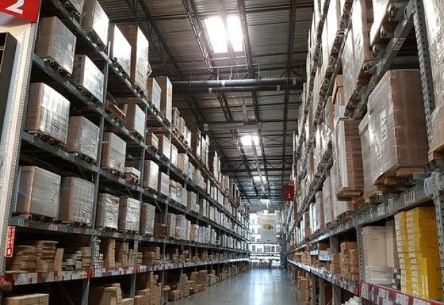 Indústria fecha 2021 com expansão em 9 dos 15 locais pesquisados