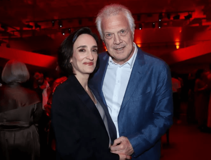 Os jornalistas Maria Prata e Pedro Bial são casados e têm duas filhas | Reprodução/Redes sociais