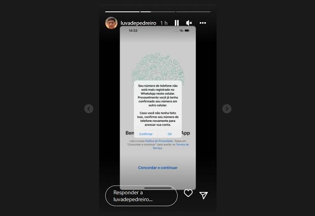 Print da tela do celular do Luva de Pedreiro mostra mensagem dizendo que mensagem do aplicativo dizendo que o número do influenciador 'não está mais registrado no WhatsApp neste' aparelho (Reprodução/Instagram)