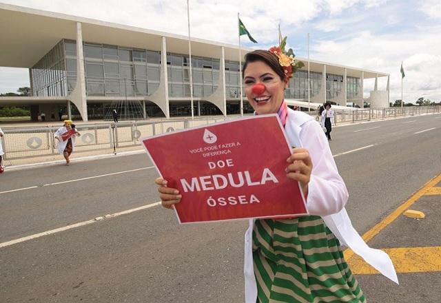 Michelle Bolsonaro participando de ato por doação de medula (Reprodução/Instagram)