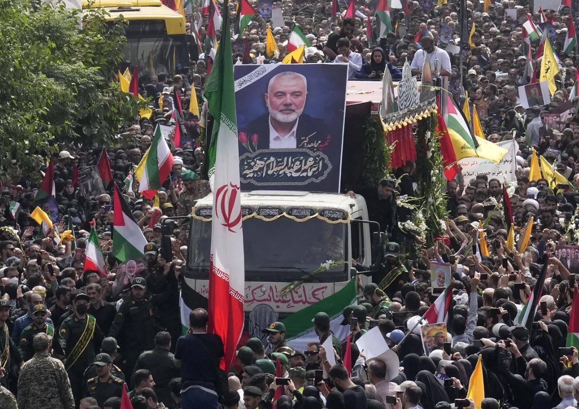 Iranianos lotam velório de líder político do Hamas assassinado em Teerã | Ap Photo/Vahid Salemi
