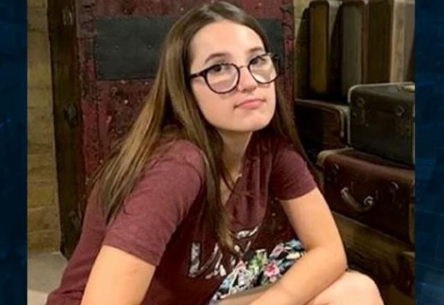 Isabele, adolescente morta aos 14 anos com um tiro no rosto