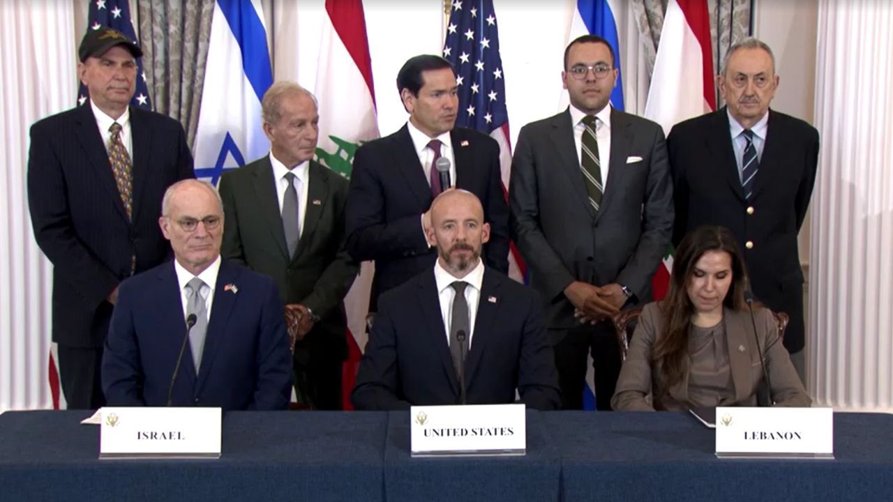 Israel e Líbano fazem acordo preliminar para fim do conflito