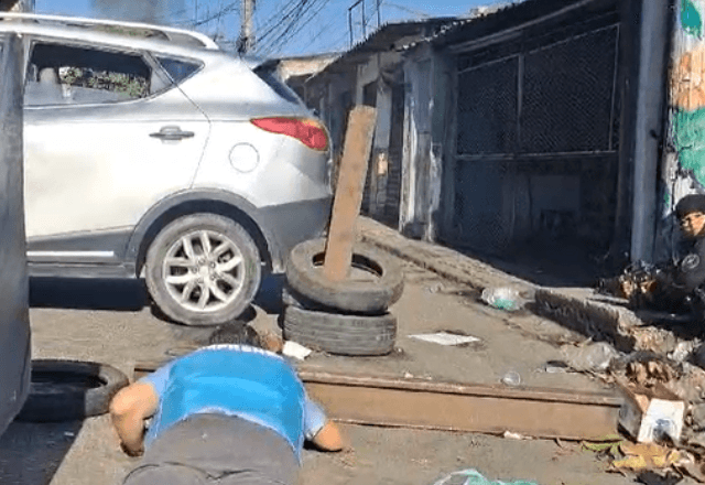 Jackson Silva precisou deitar atrás de barricadas | SBT Rio