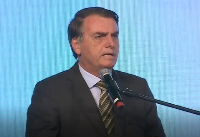 Campanha de Lula vai ao TSE contra publicação de Bolsonaro sobre o PCC Campanha de Lula vai ao TSE contra publicação de Bolsonaro sobre o PCC