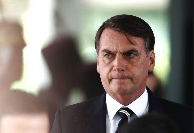 Bolsonaro depõe novamente à PF; Lula encerra programa de escolas cívico-militares Bolsonaro depõe novamente à PF; Lula encerra programa de escolas cívico-militares