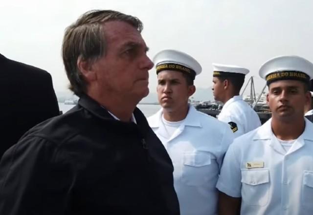 Bolsonaro participa de encontro com jovens evangélicos no Rio Bolsonaro participa de encontro com jovens evangélicos no Rio