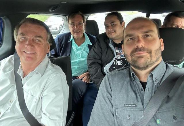 Nos EUA, Bolsonaro viaja para participar de conferência de caçadores Nos EUA, Bolsonaro viaja para participar de conferência de caçadores