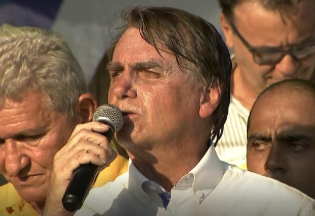 Bolsonaro faz aceno ao agronegócio: "locomotiva da nossa economia" Bolsonaro faz aceno ao agronegócio: "locomotiva da nossa economia"