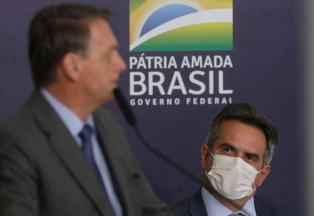 Jair Bolsonaro com novo ministro Ciro Nogueira