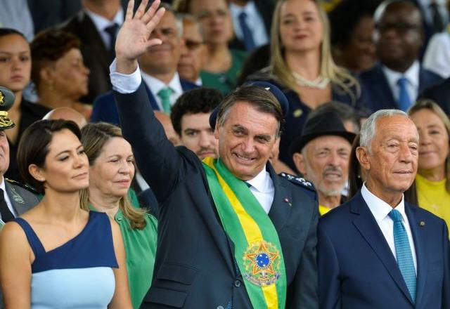TSE aceita nova ação para investigar Bolsonaro por abuso de poder TSE aceita nova ação para investigar Bolsonaro por abuso de poder
