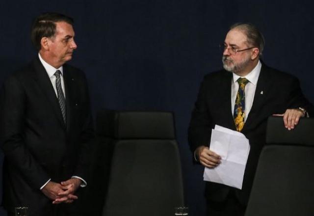 Jair Bolsonaro e Augusto Aras