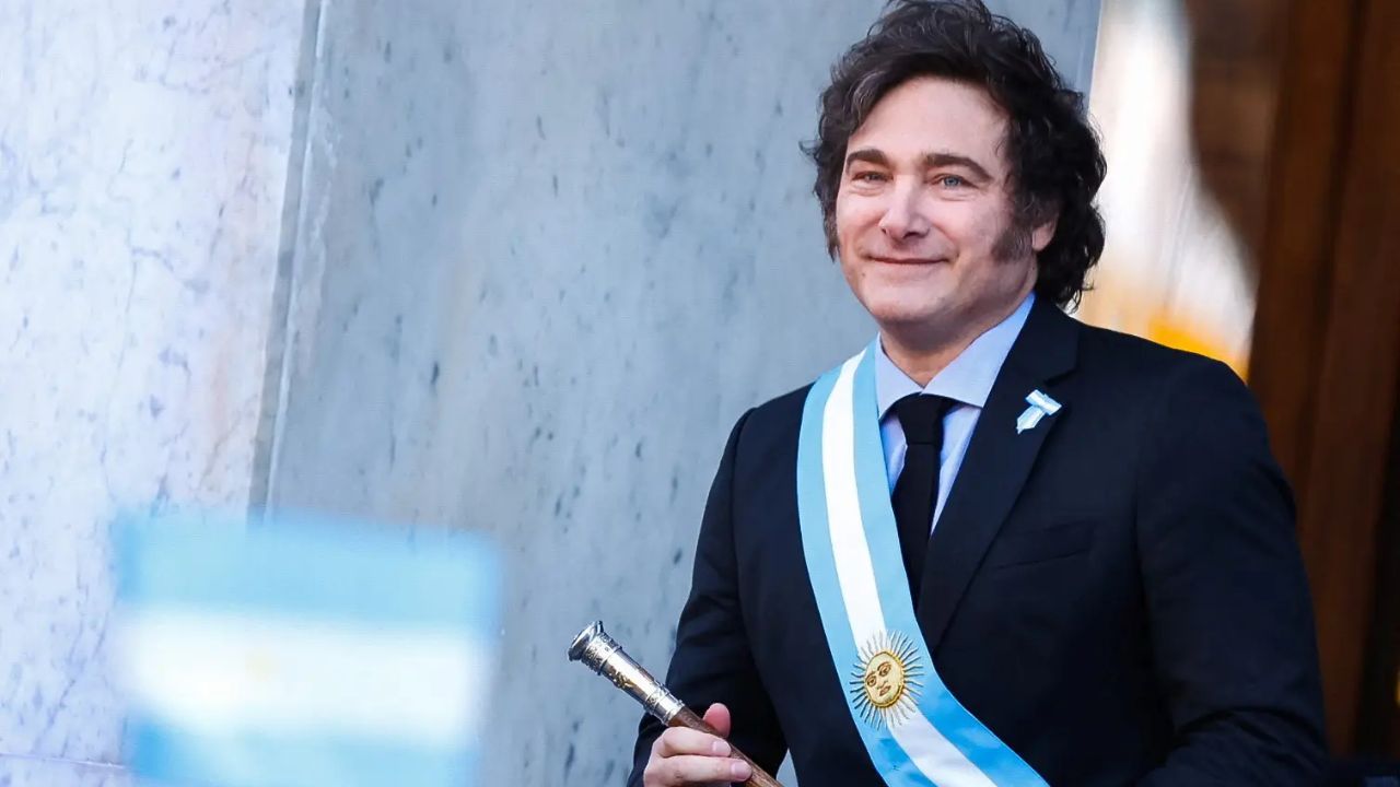 Imagem da notícia: Mesmo sem título da Copa, Milei anuncia feriado na Argentina Imagem da notícia: Mesmo sem título da Copa, Milei anuncia feriado na Argentina