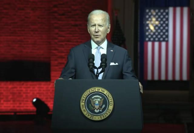 "Não há lugar para política violenta na América", diz Biden "Não há lugar para política violenta na América", diz Biden