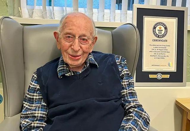 Inglês de 111 anos ganha título de "homem vivo mais velho do mundo" do Guinness
