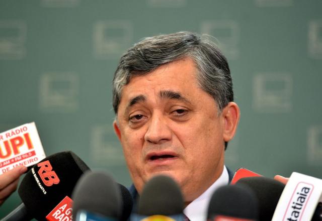 José Guimarães
