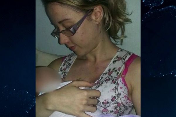 Jovem inventa gravidez para se vingar do ex-namorado Jovem inventa gravidez para se vingar do ex-namorado
