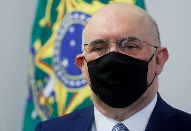 Juiz nega pedido da defesa de Ribeiro, que será levado a Brasilia
