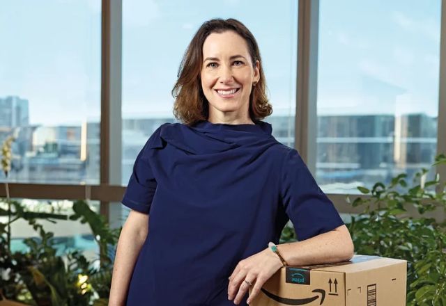 Juliana Sztrajtman, CEO da Amazon Brasil: “O consumidor quer conveniência. Quando ele encontra variedade, preço competitivo e entrega rápida, ele passa a comprar tudo online” | Foto: Amazon/Divulgação