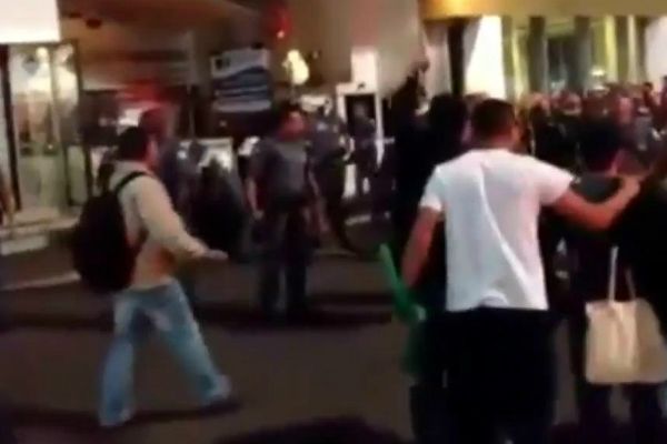 Justiça manda soltar quatro detidos em protesto contra Lei de Migração