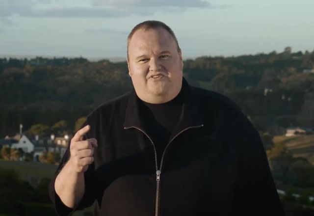 Kim Dotcom será extraditado para os Estados Unidos para responder por danos aos direitos autorais que somam US$ 500 milhões | Reprodução/YouTube