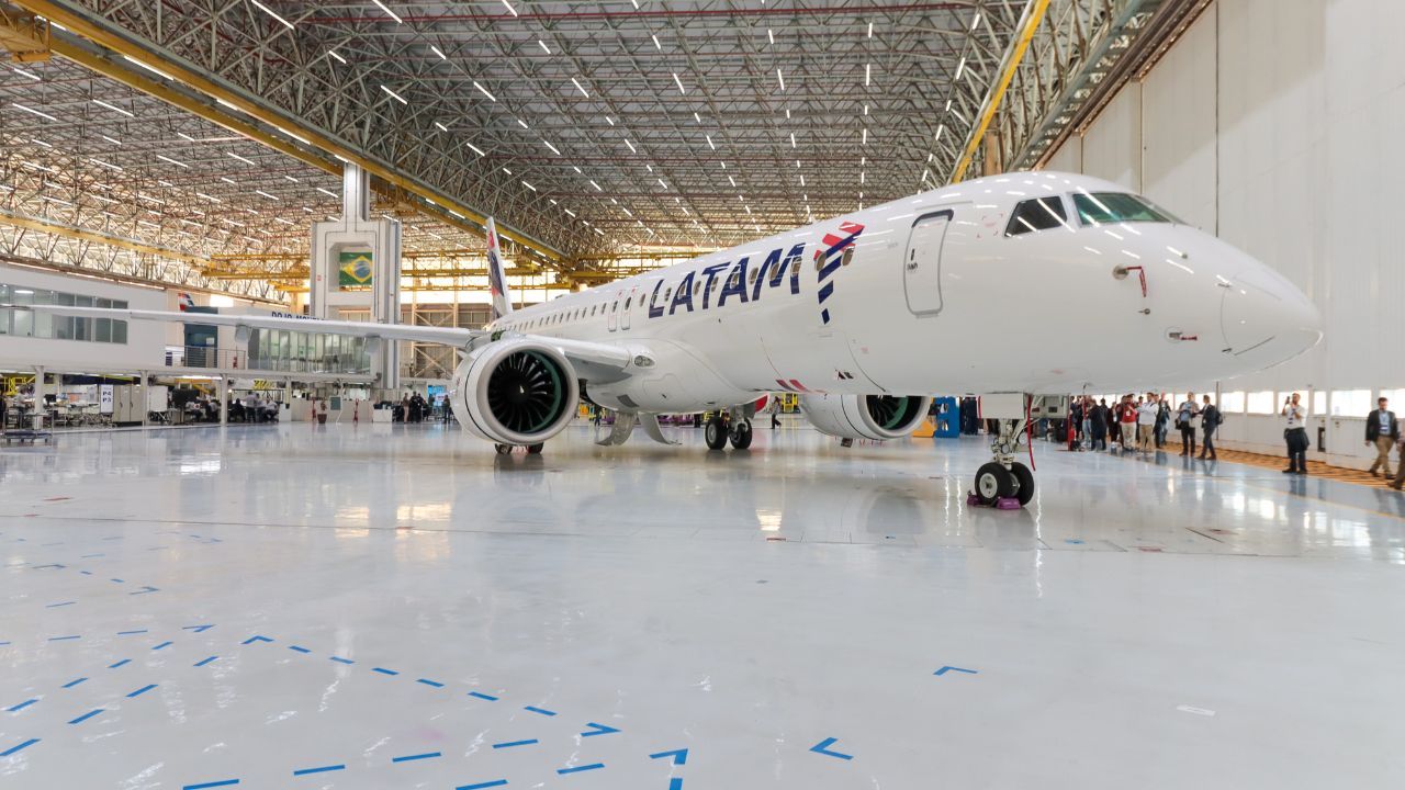 LATAM anuncia 8 novas rotas com aeronaves da Embraer