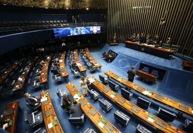 Lei recebeu o nome do músico Aldir Blanc, que morreu por complicações da covid-19 em maio de 2020 | Agência Brasil