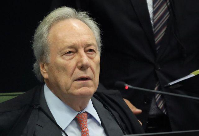 Lewandowski foi indicado ao STF por Lula durante o primeiro mandato do petista, em 2006, tomando posse na Corte em 16 de março | Agência Brasil