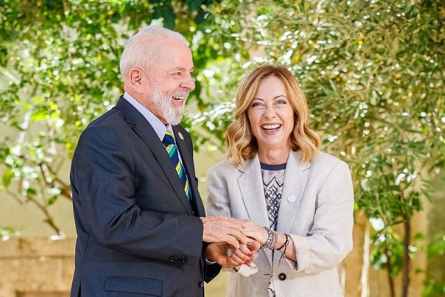 Líder de extrema-direita, Giorgia Meloni recepciona Lula em evento do G7 na Itália | Foto: Ricardo Stuckert