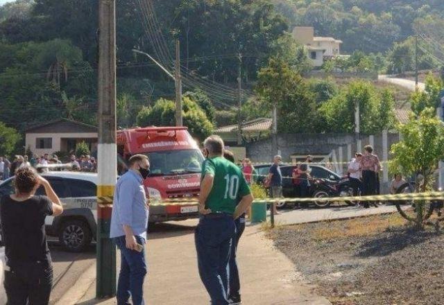 Local do crime segue isolado pela polícia e bombeiros | Reprodução Redes Sociais