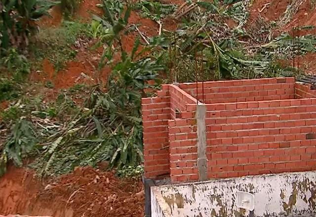 Local onde houve deslizamento em Franco da Rocha